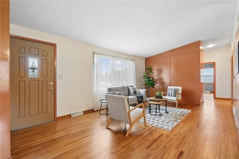 4209 Northwood Drive NE Cedar Rapids IA 52402