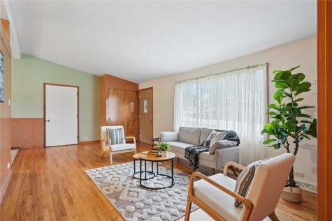 4209 Northwood Drive NE Cedar Rapids IA 52402