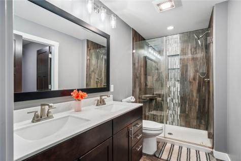 2786 Creekview Trail Palo IA 52324