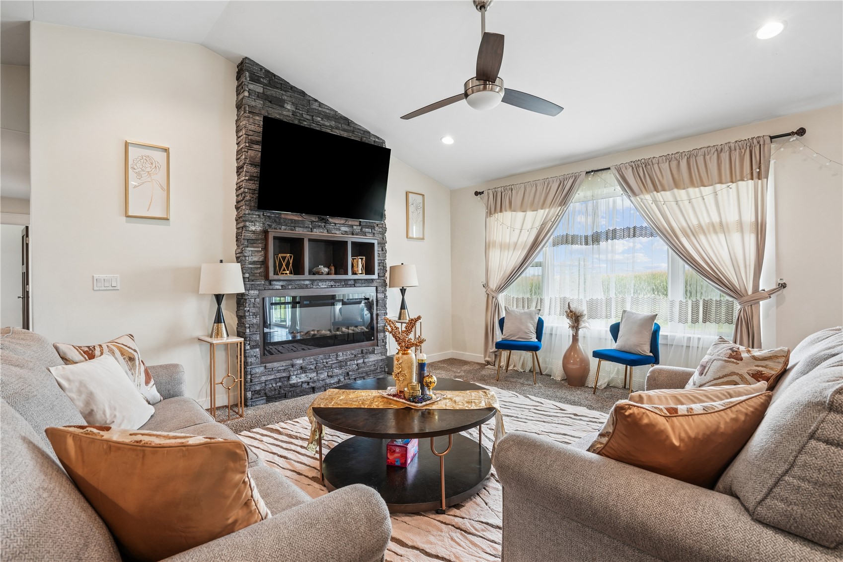 2786 Creekview Trail Palo IA 52324
