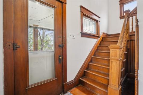 404 3rd Avenue SE Independence IA 50644