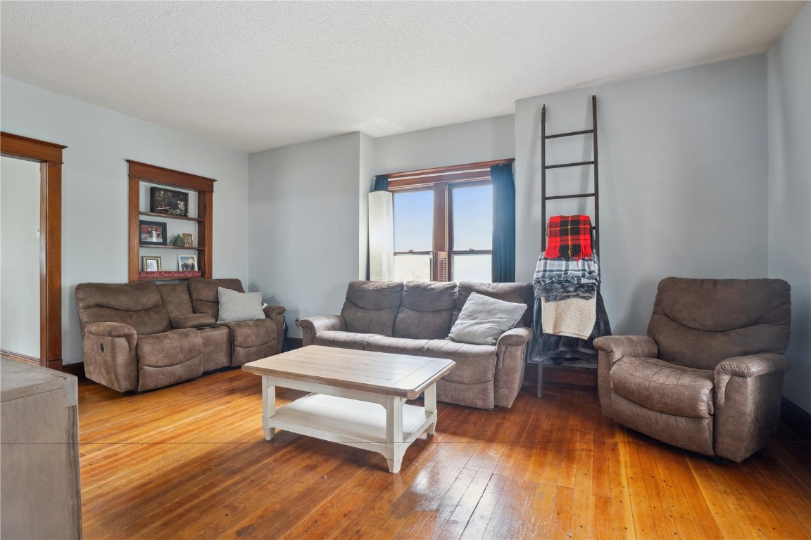 404 3rd Avenue SE Independence IA 50644