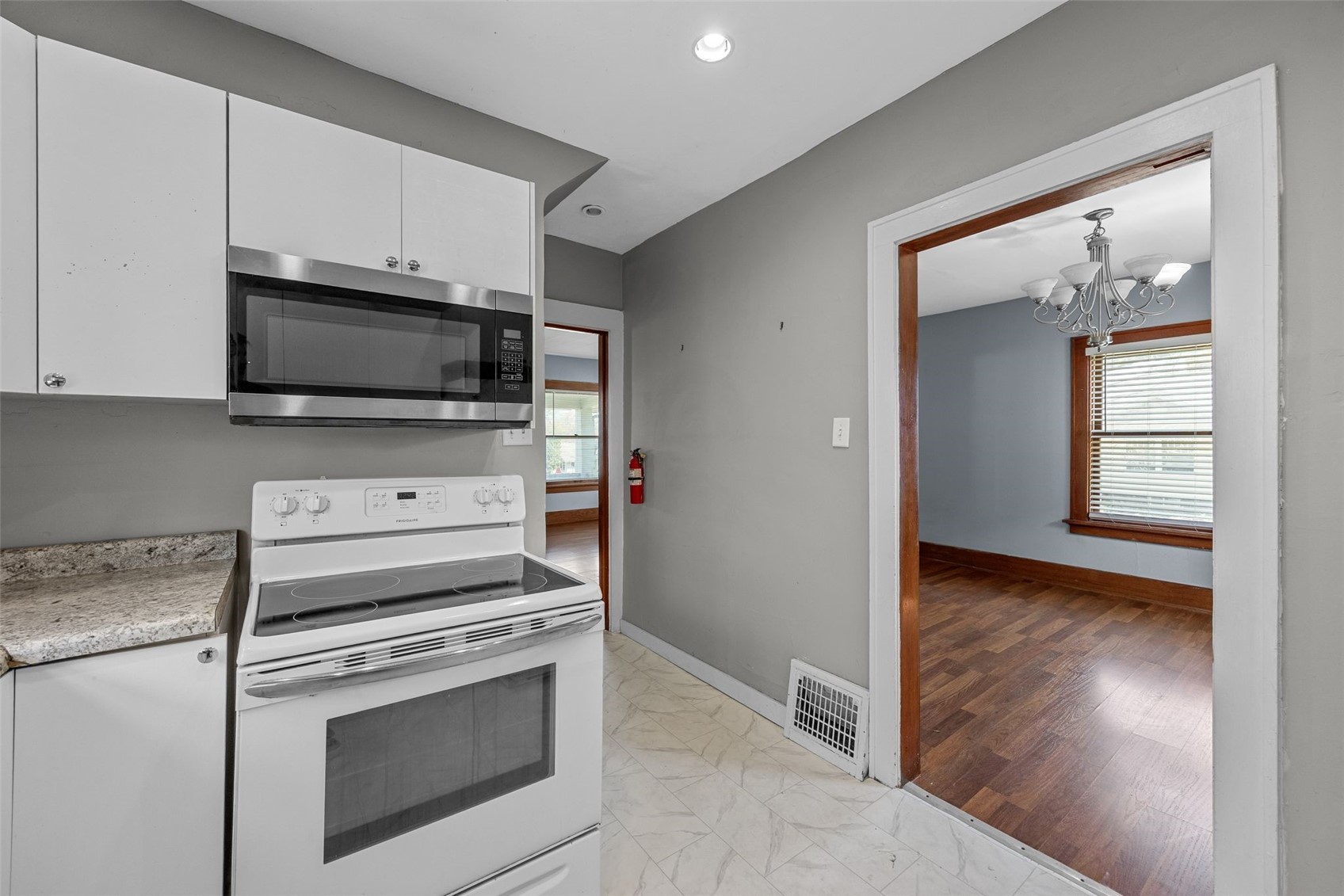 1751 Higley Avenue SE Cedar Rapids IA 52403
