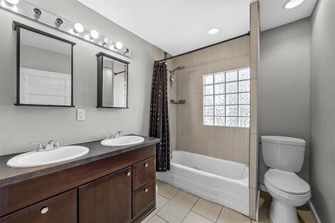 1751 Higley Avenue SE Cedar Rapids IA 52403