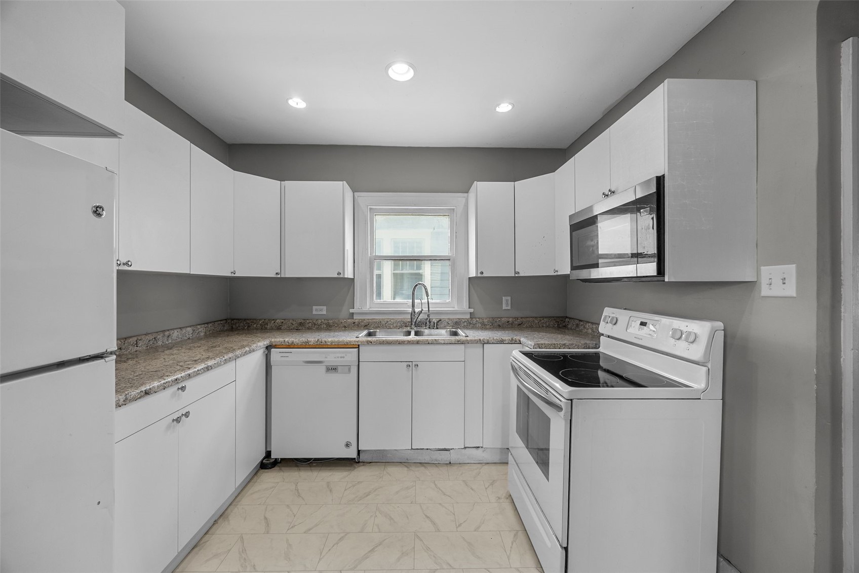 1751 Higley Avenue SE Cedar Rapids IA 52403