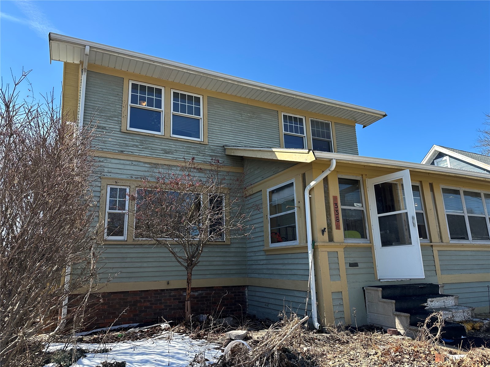 335 SE 19th Street Cedar Rapids IA 52403