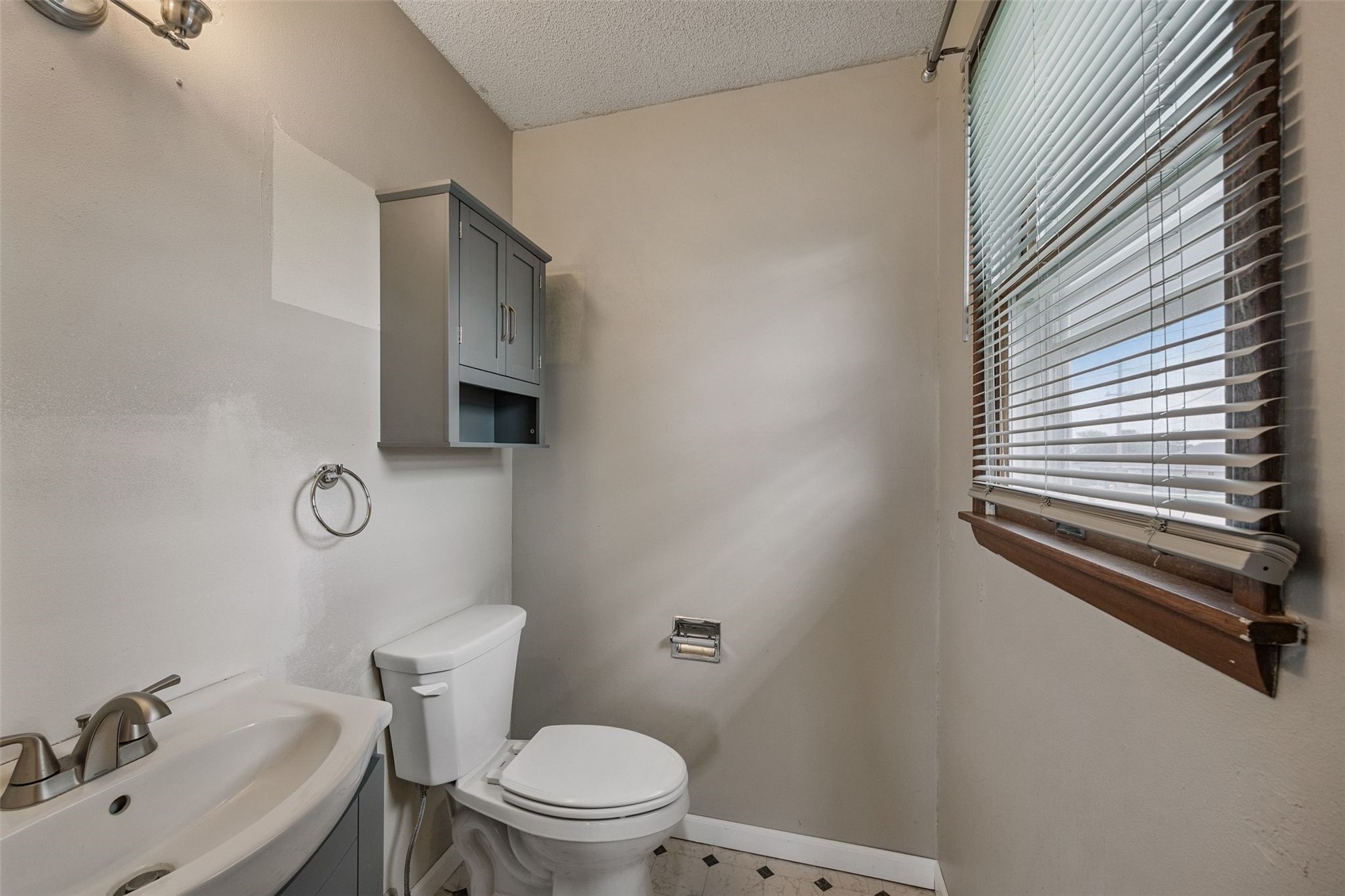 805 W 17th Street Vinton IA 52349