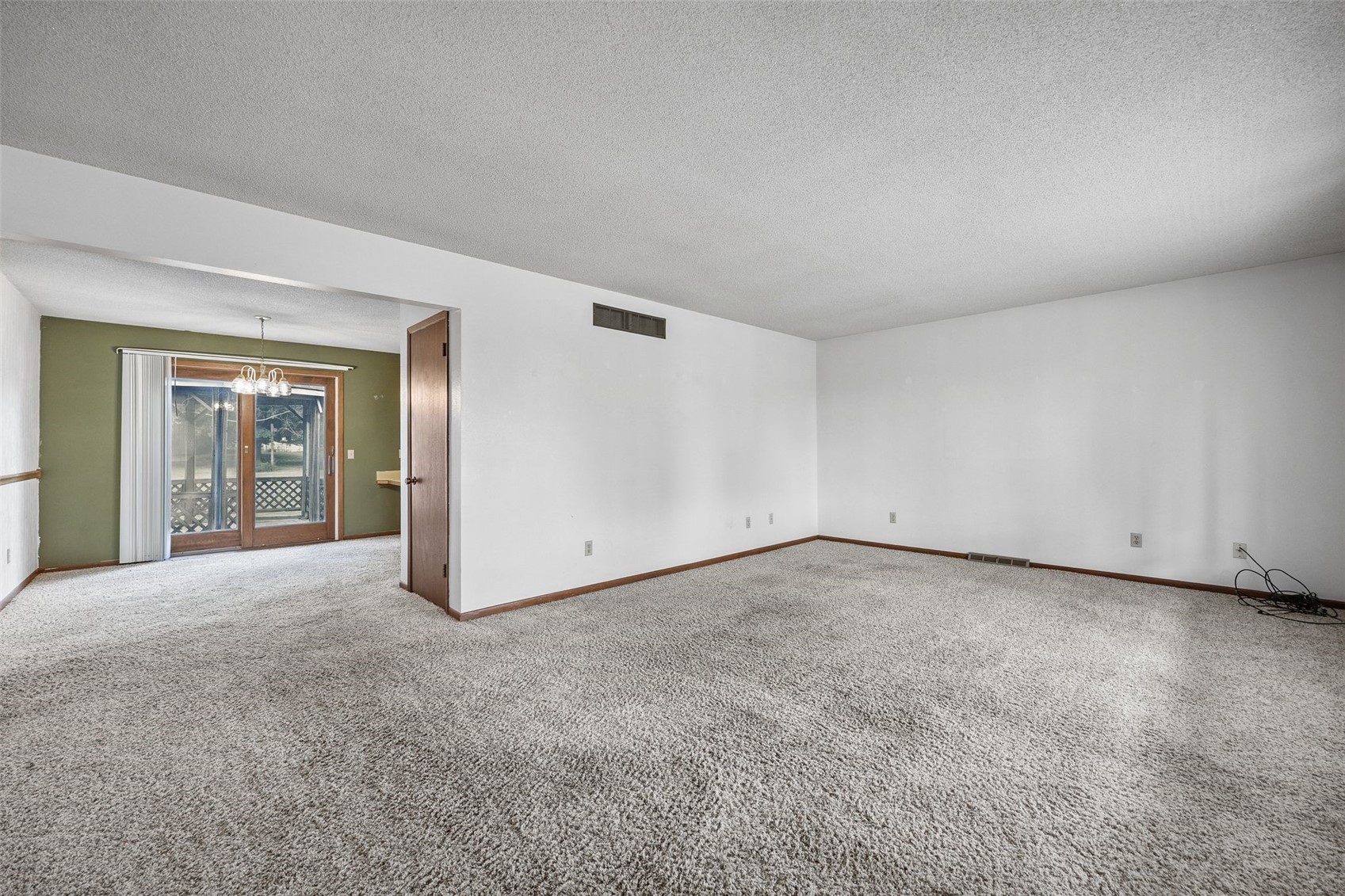 805 W 17th Street Vinton IA 52349
