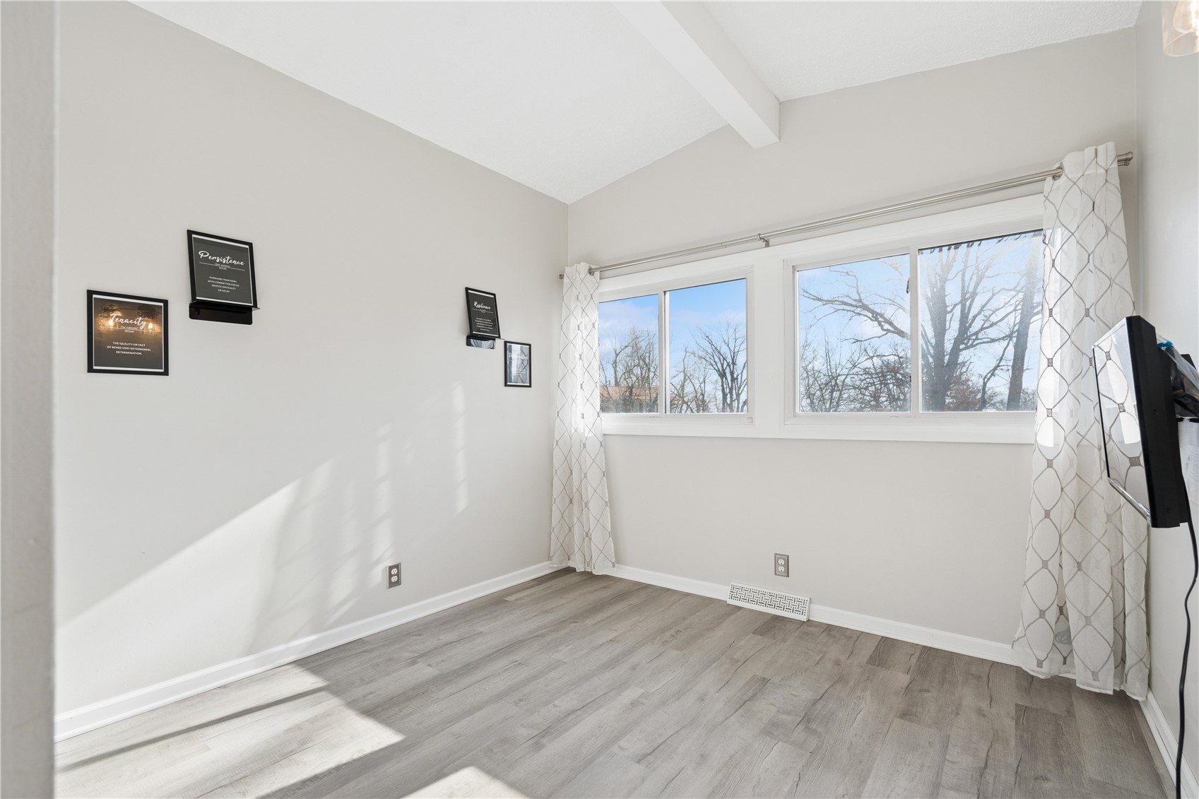 2533 Brookland Drive NE Cedar Rapids IA 52402