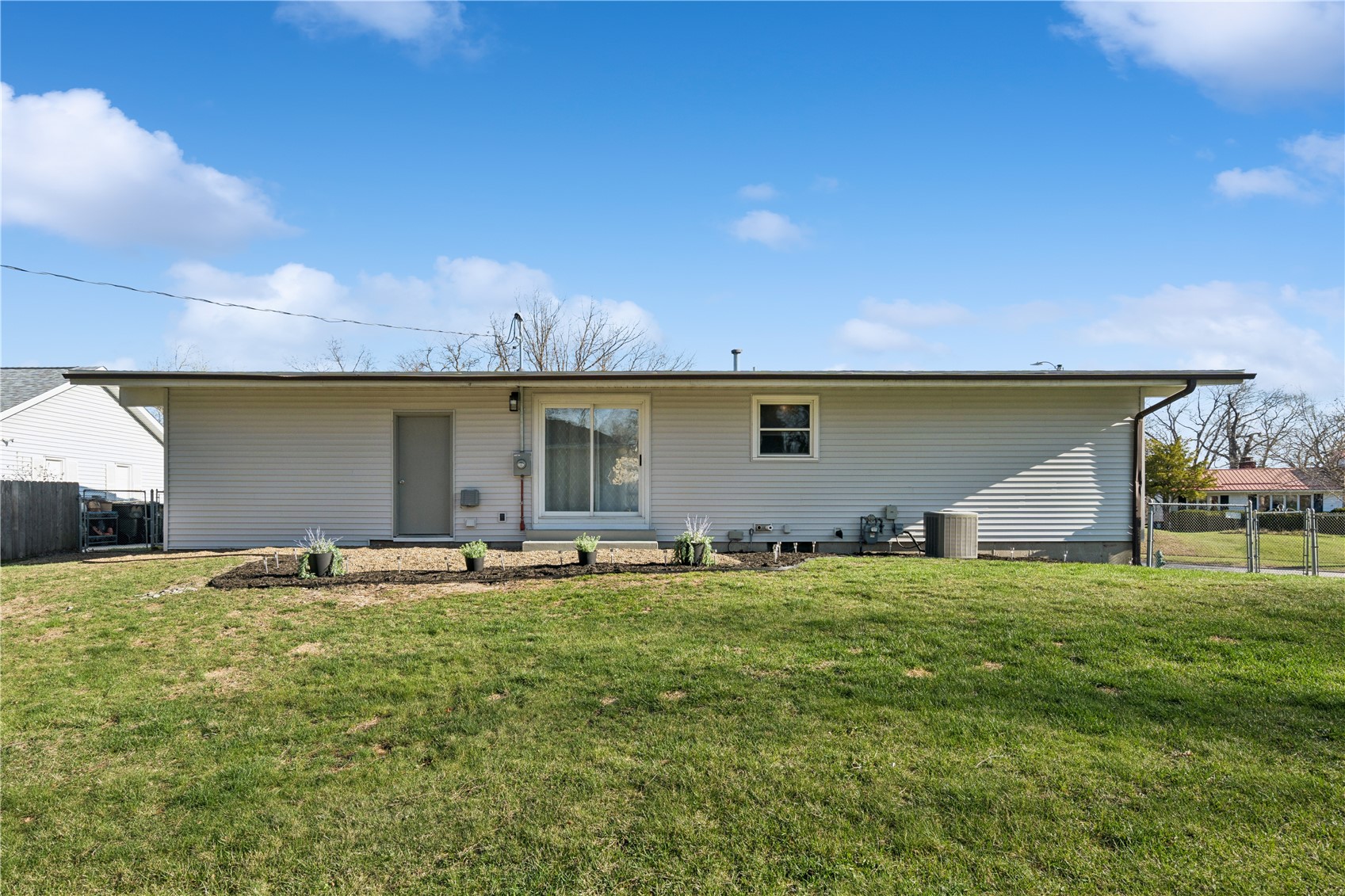2533 Brookland Drive NE Cedar Rapids IA 52402