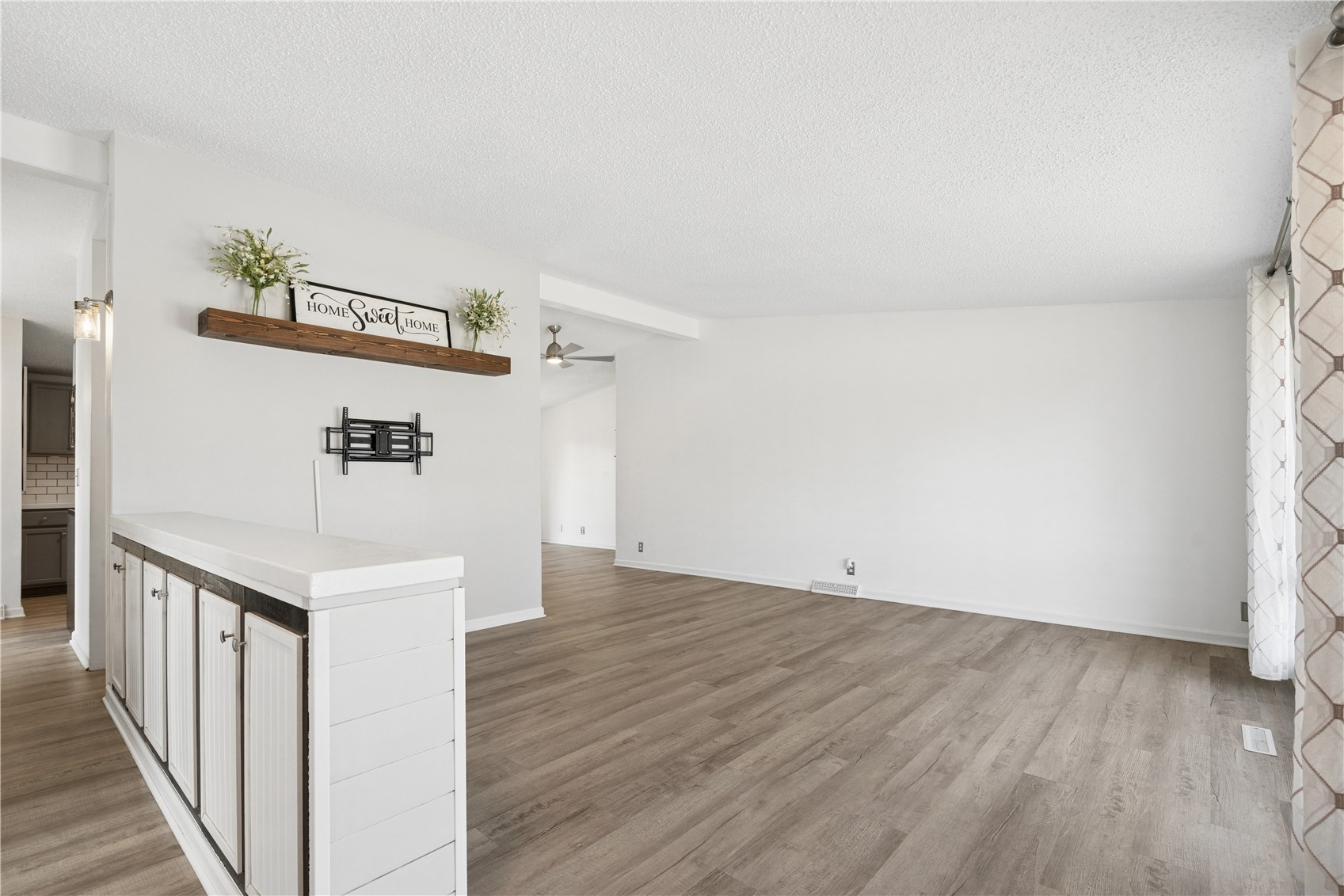 2533 Brookland Drive NE Cedar Rapids IA 52402