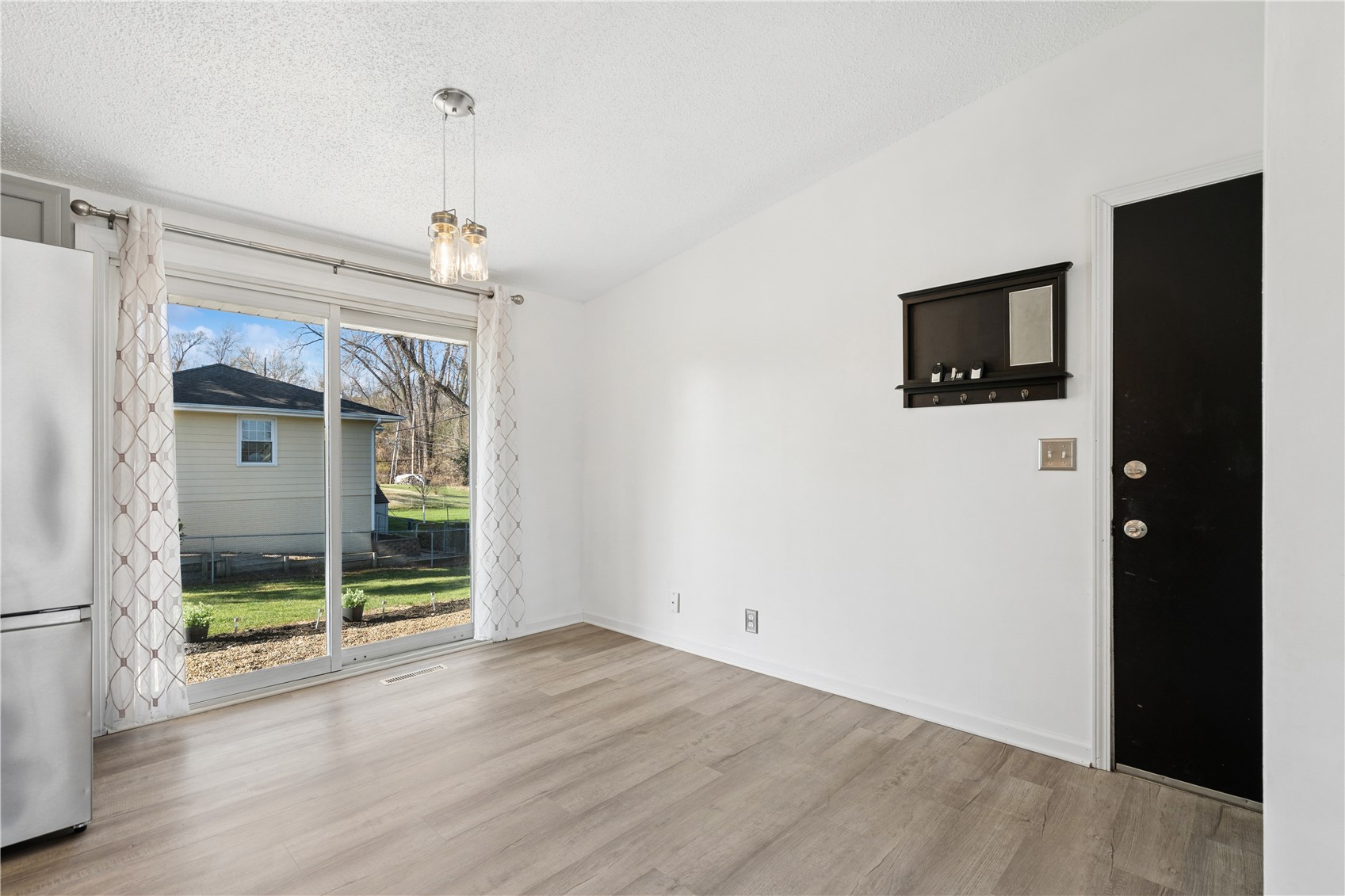 2533 Brookland Drive NE Cedar Rapids IA 52402
