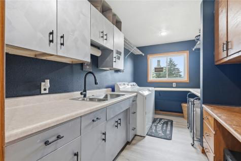 101 Sunset Drive Anamosa IA 52205