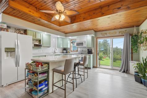 101 Sunset Drive Anamosa IA 52205