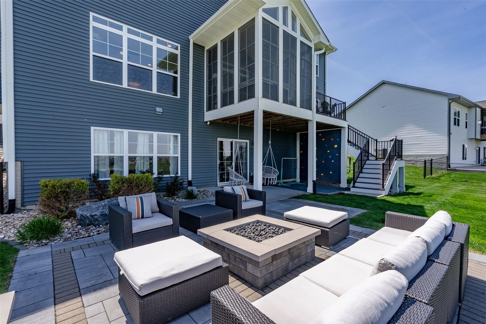 1350 E Tartan Drive North Liberty IA 52317