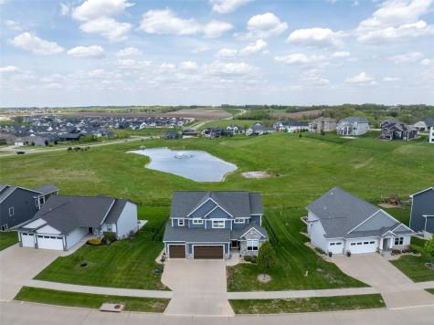 1350 E Tartan Drive North Liberty IA 52317