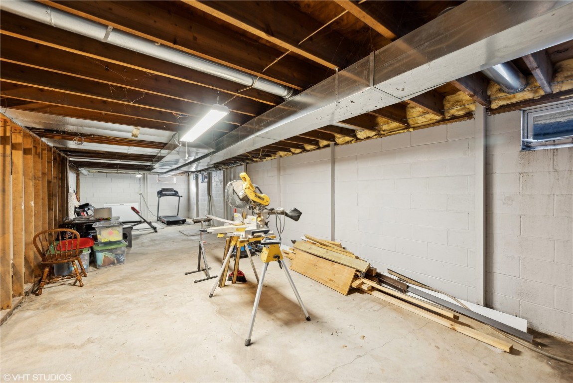 103 3rd Avenue SW Waverly IA 50677
