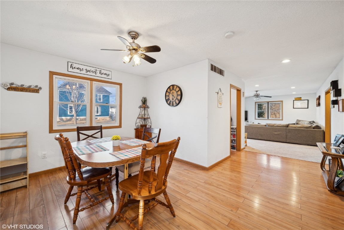 103 3rd Avenue SW Waverly IA 50677