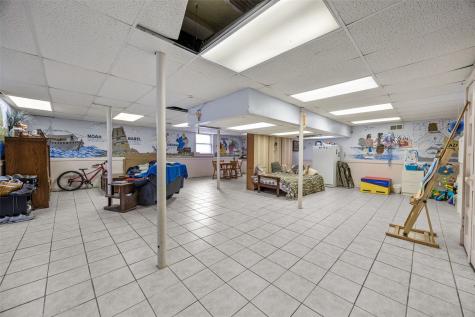 230 E Market Street Lisbon IA 52253