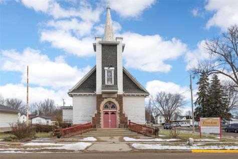 230 E Market Street Lisbon IA 52253