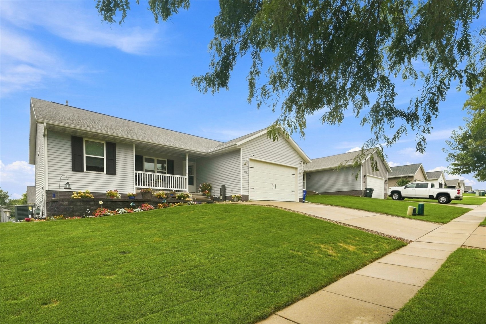 6613 Ohio Street Cedar Rapids IA 52404