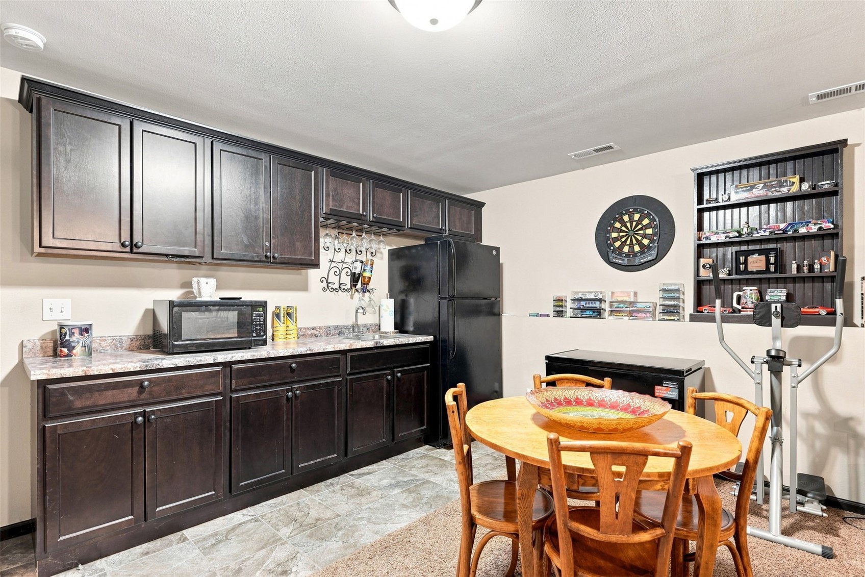 6613 Ohio Street Cedar Rapids IA 52404