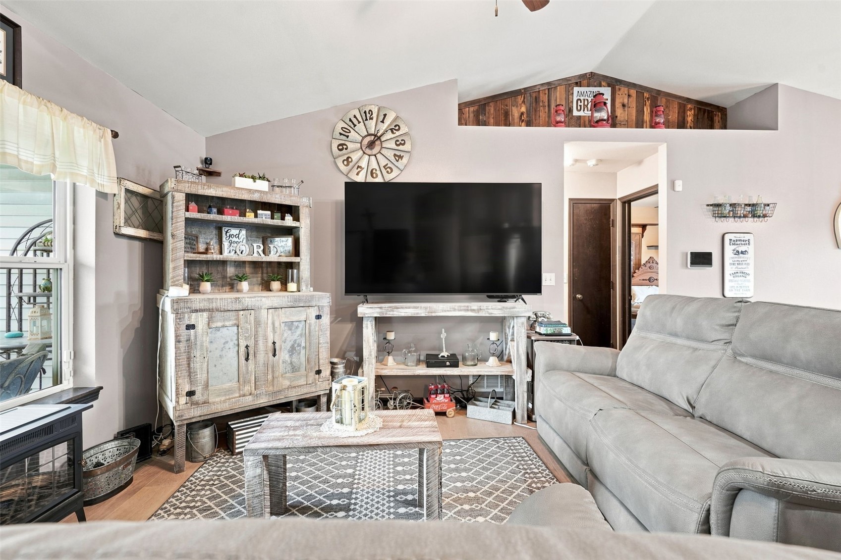 6613 Ohio Street Cedar Rapids IA 52404