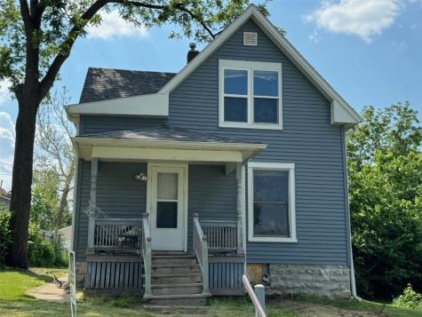 264 12th Street NW Cedar Rapids IA 52405