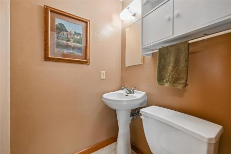 3334 Shasta Drive NE Cedar Rapids IA 52402