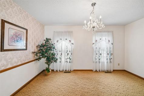 3334 Shasta Drive NE Cedar Rapids IA 52402