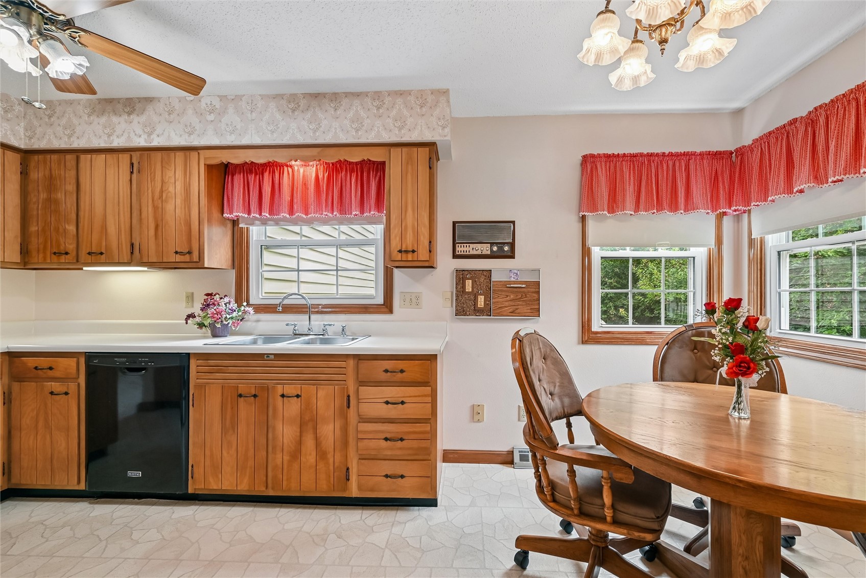 3334 Shasta Drive NE Cedar Rapids IA 52402