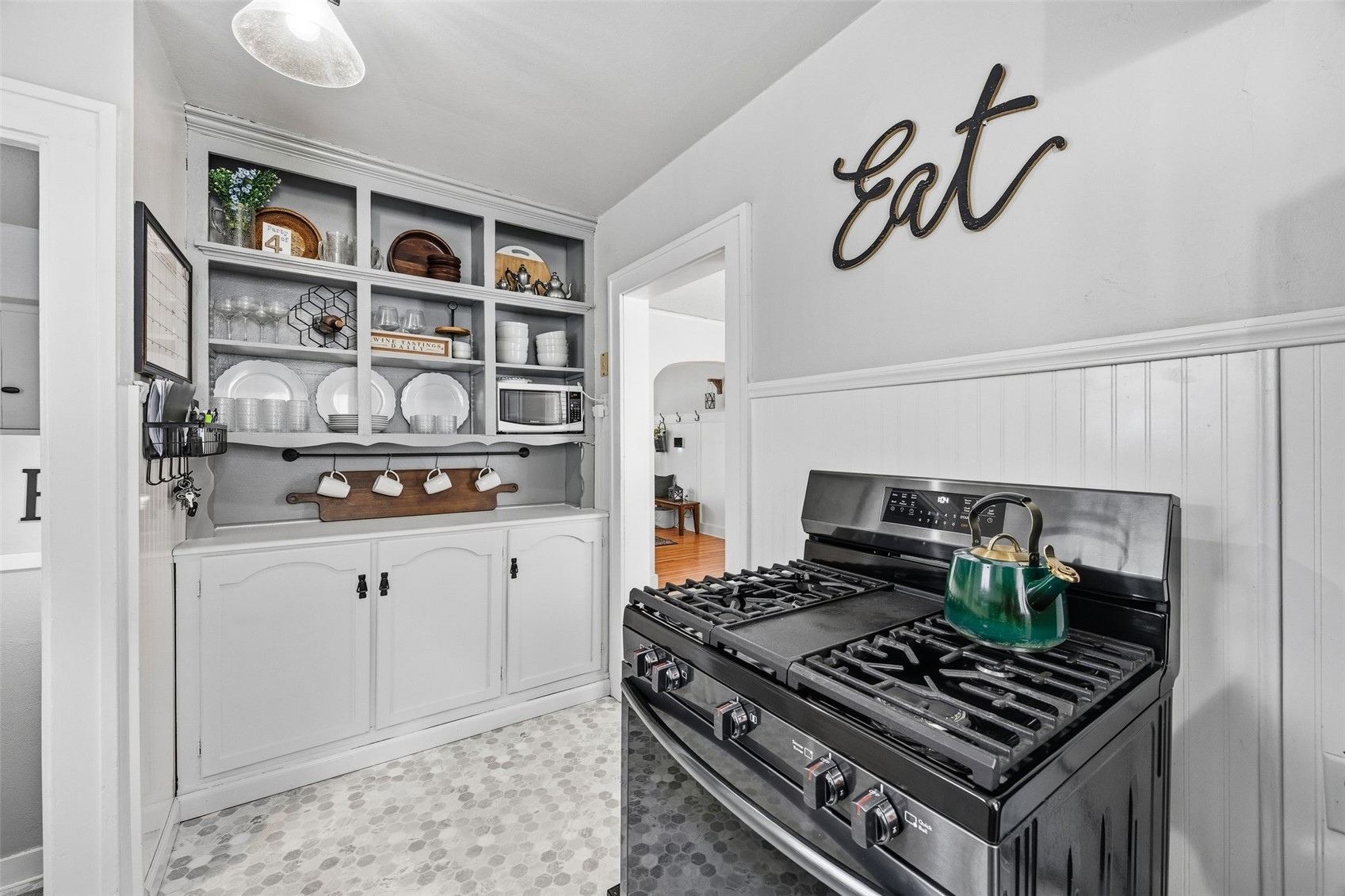 330 24th Street NE Cedar Rapids IA 52402