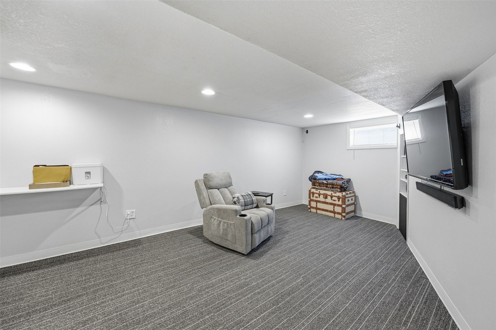 330 24th Street NE Cedar Rapids IA 52402