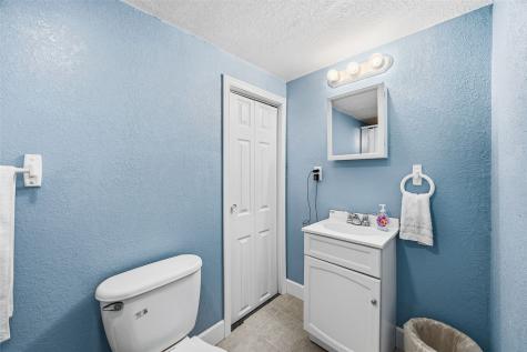 330 24th Street NE Cedar Rapids IA 52402