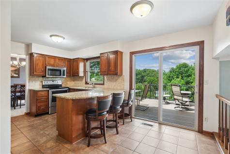 2040 Sandalwood Drive NE Cedar Rapids IA 52402
