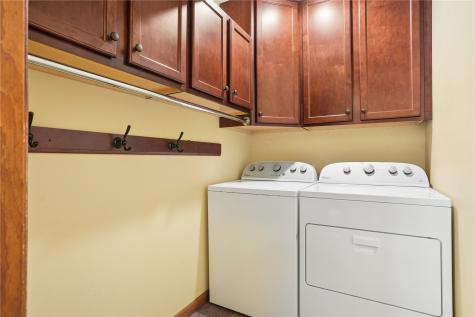 2040 Sandalwood Drive NE Cedar Rapids IA 52402