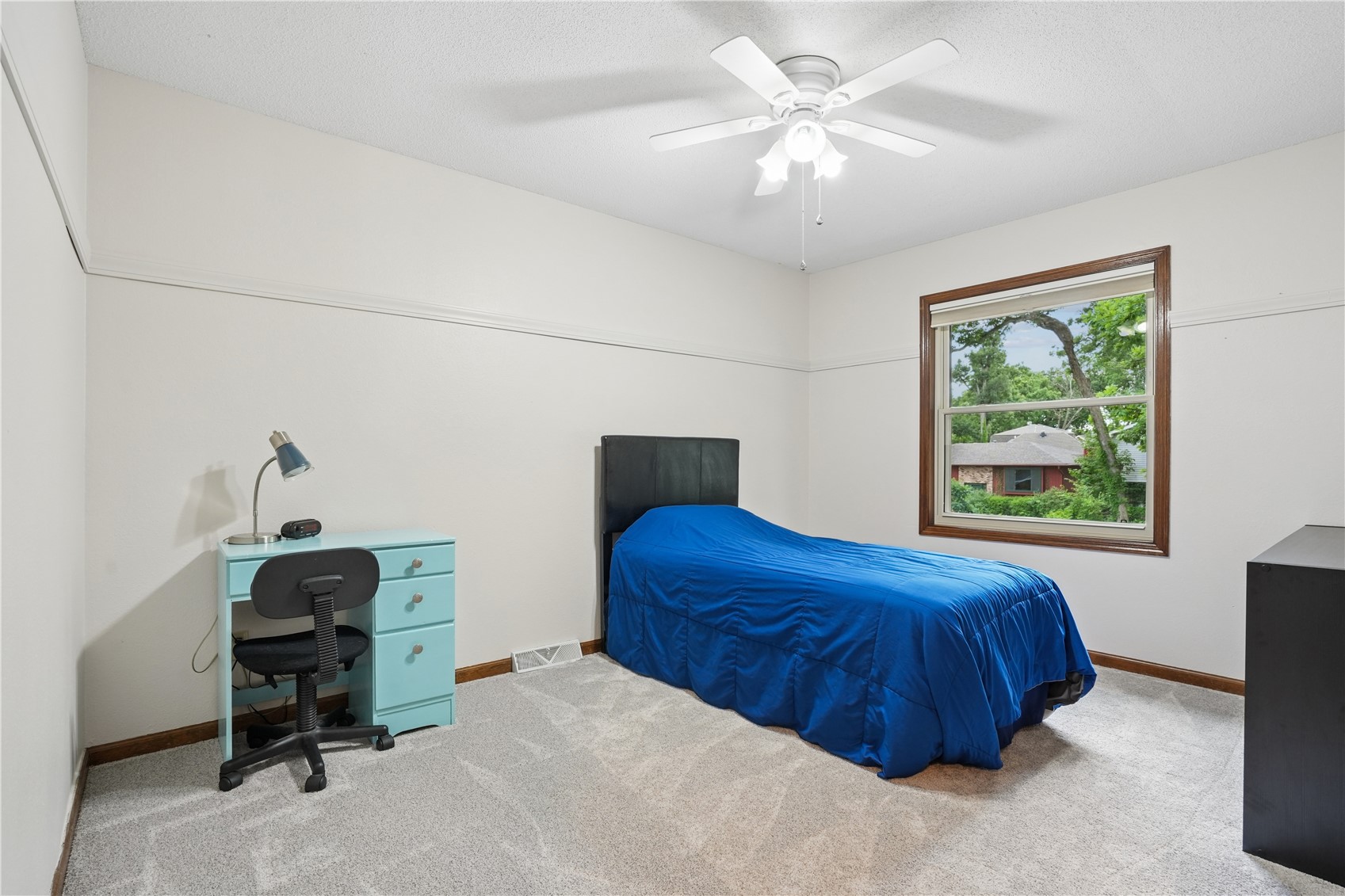 2040 Sandalwood Drive NE Cedar Rapids IA 52402