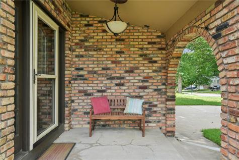 2040 Sandalwood Drive NE Cedar Rapids IA 52402