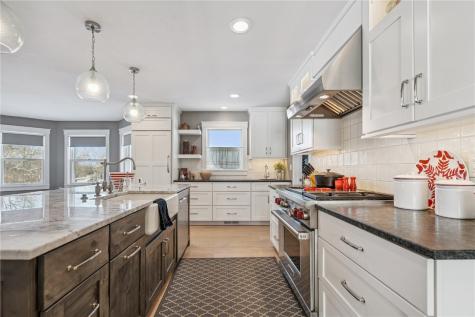 4362 Cloverdale Road NE Cedar Rapids IA 52411