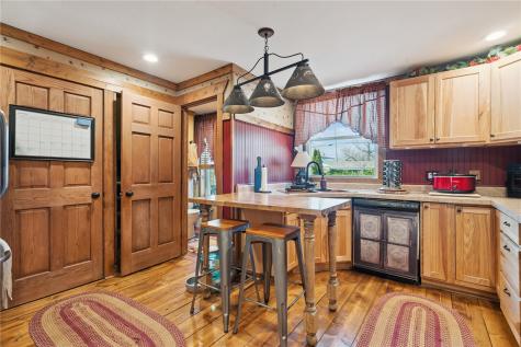 148 17th Avenue SW Cedar Rapids IA 52404