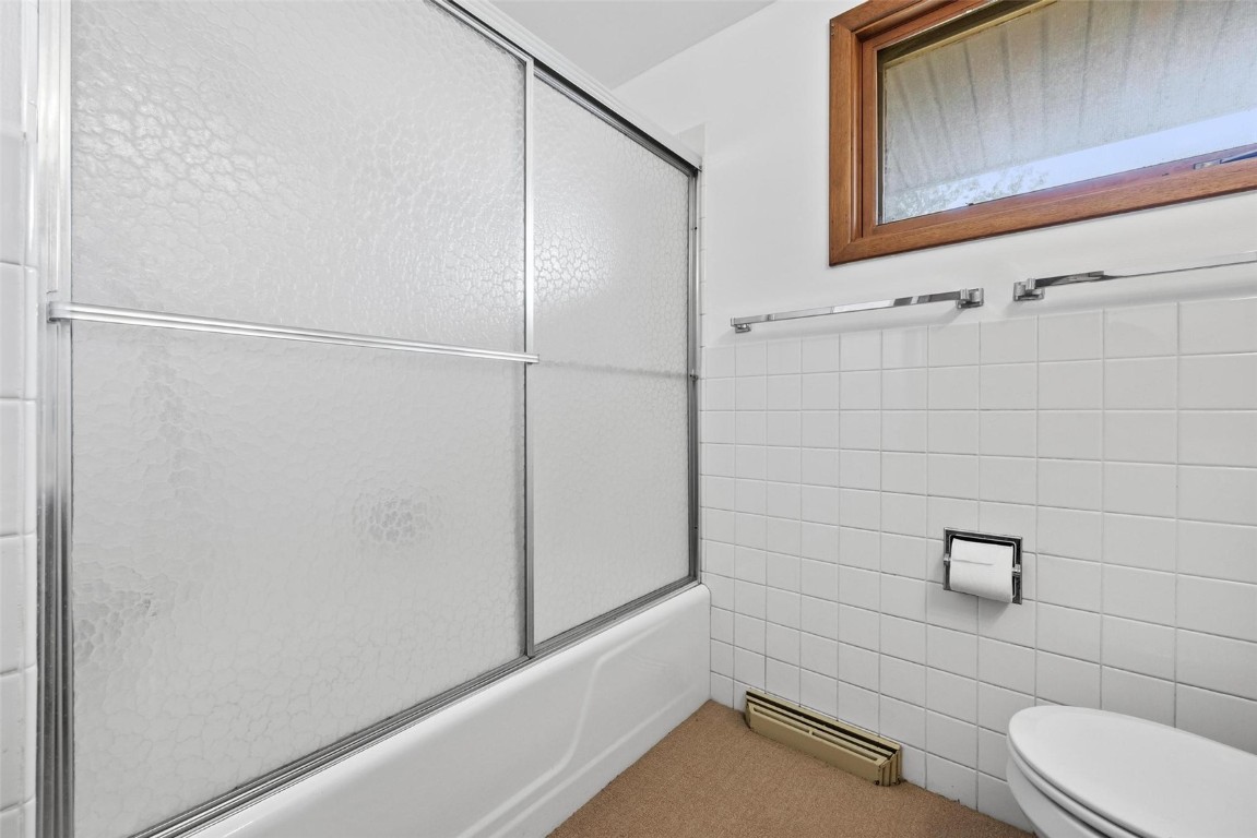4323 Fairlane Drive NE Cedar Rapids IA 52402