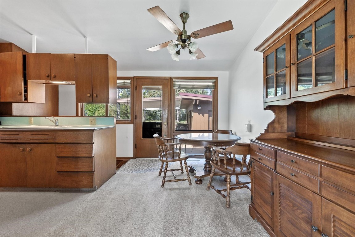 4323 Fairlane Drive NE Cedar Rapids IA 52402