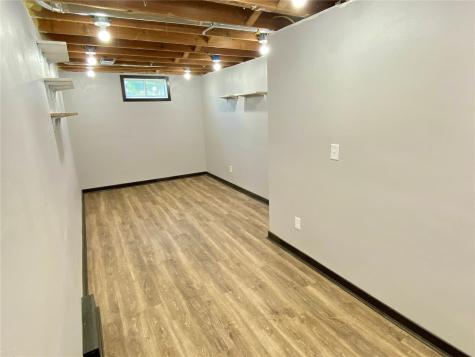 401 E 12th Street Vinton IA 52349