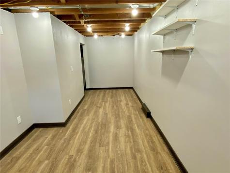 401 E 12th Street Vinton IA 52349