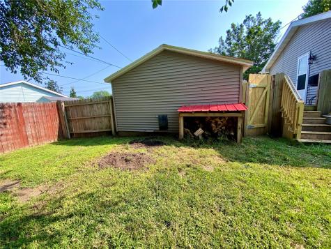 401 E 12th Street Vinton IA 52349