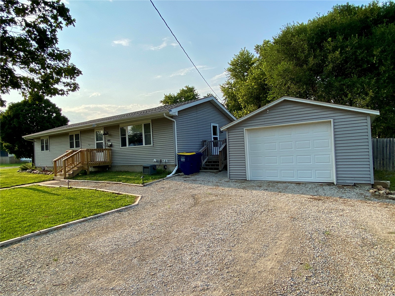 401 E 12th Street Vinton IA 52349