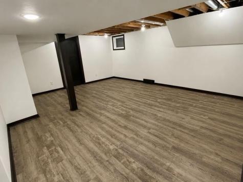 401 E 12th Street Vinton IA 52349