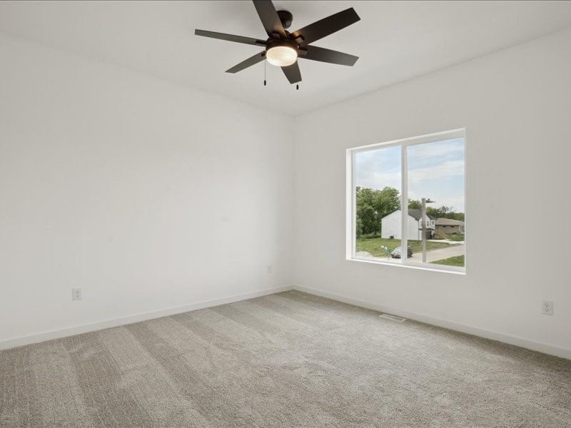 1420 Duncan Drive Lane Muscatine IA 52761