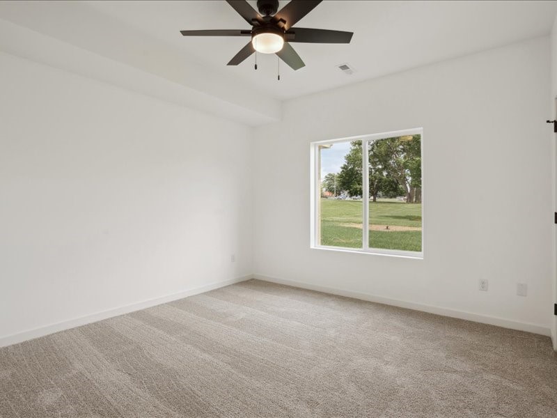 1420 Duncan Drive Lane Muscatine IA 52761