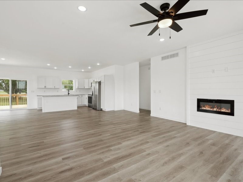 1420 Duncan Drive Lane Muscatine IA 52761